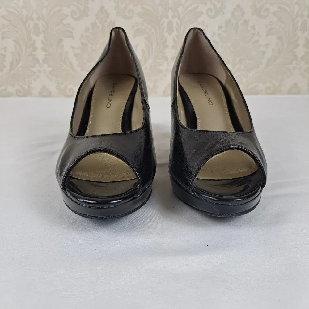 Bandolino Size 6M Mylah Black Leather Heels Peep Toe